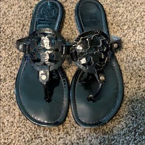 Patent leather Tory Burch millers